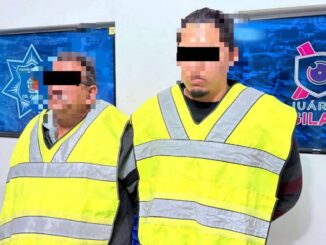 Obedecen engaño telefónico y son arrestados con más de 70 mil pesos