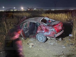 Conductora ebria vuelca su vehículo; su hija de 12 años resulta gravemente lesionada