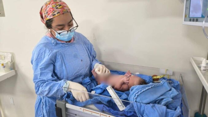 Primer bebé de 2026 nace en Edomex; así se llamará