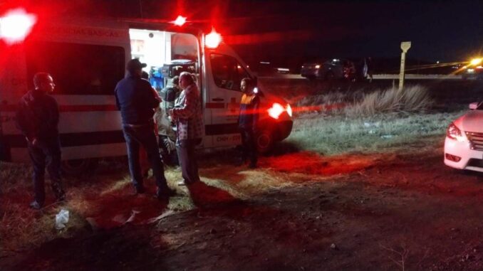 Hombre es atropellado de manera accidental tras choque por alcance en la carretera a Cuauhtémoc