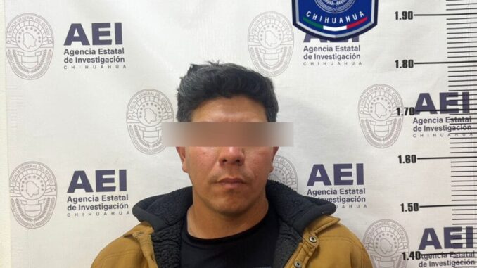 Detiene AEI a dos hombres en posesión de vehículo con reporte de robo en EUA