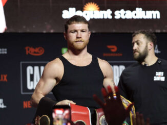 El ‘Canelo’ Álvarez defiende sus títulos ante un Crawford que busca hacer historia