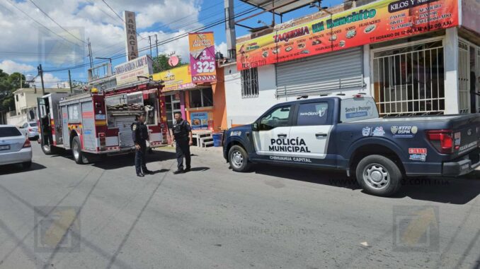 Fuego en local de pollo moviliza a policías, bomberos y paramédicos a la colonia Ignacio Allende