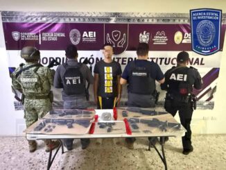 Aseguran cinco armas de fuego y marihuana a detenido en la colonia Felipe Ángeles