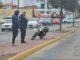 Derrape de motocicleta deja a un tripulante lesionado en avenida Universidad