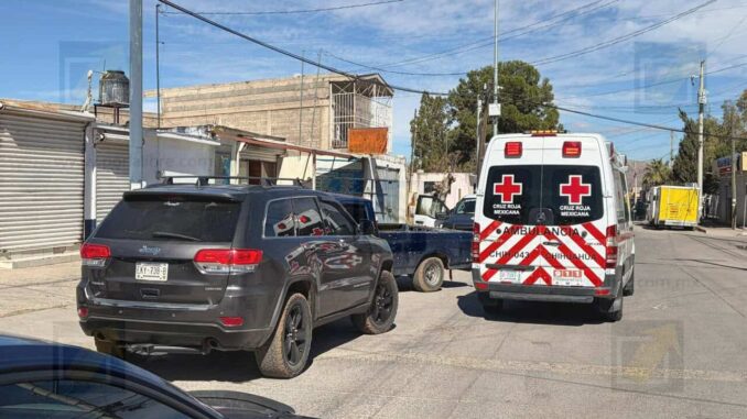 Embiste conductor a motociclista tras asegurar que era su moto robada días antes 