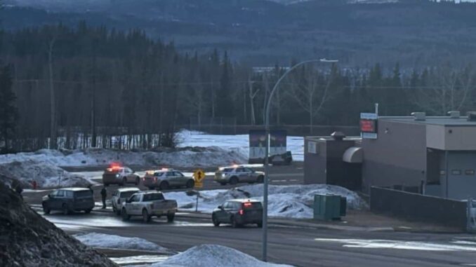 México expresa sus condolencias a Canadá por el «lamentable» tiroteo en una escuela que dejó 10 muertos