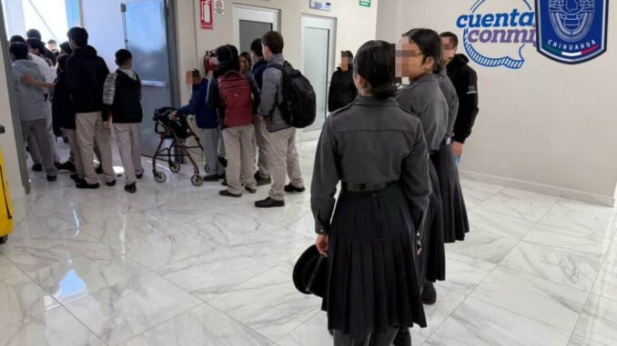 Promueve GOECHI valores cívicos con honores a la bandera en FGE Noroeste