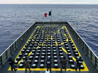 México y EE.UU. incautan 188 bultos con toneladas de cocaína en aguas internacionales