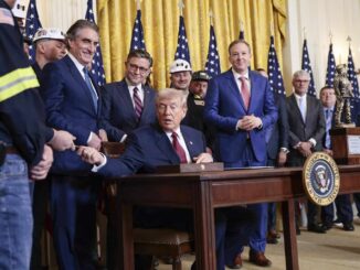 Cámara baja de EE.UU. vota a favor de revocar aranceles de Trump contra Canadá