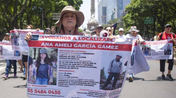 Familiares de personas desaparecidas convocan a protesta en partido inaugural del Mundial
