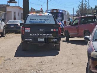 Muere especialista en transmisiones prensado por una pickup en taller mecánico