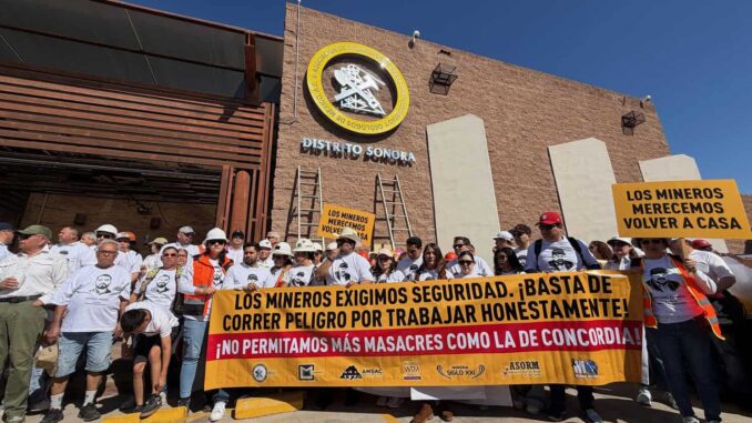 Exigen justicia por mineros secuestrados y asesinados en Sinaloa