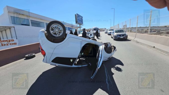 Volcadura en gaza hacia La Cantera deja tres menores lesionados