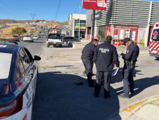 Motociclista queda herido tras choque con camioneta en el Circuito Universitario