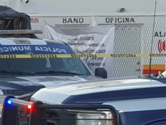 Amanecen  tres narcomantas en varios sectores de Cuauhtémoc