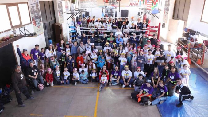 Niños del CRIT conquistan el ring de Ávalos en clase muestra de boxeo