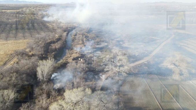 Se registra fuerte incendio en pastizal de Buenaventura