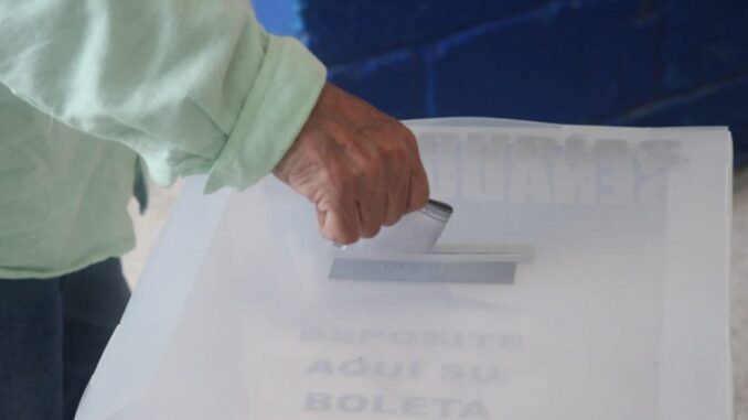 Senador del Verde se subleva ante reforma electoral: “Mi voto será en contra”