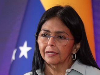 Delcy Rodríguez llama «socio y amigo» a Trump y le pide cesar el bloqueo contra Venezuela