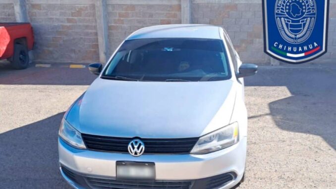 Recupera AEI en Parral automóvil robado en la ciudad de Chihuahua