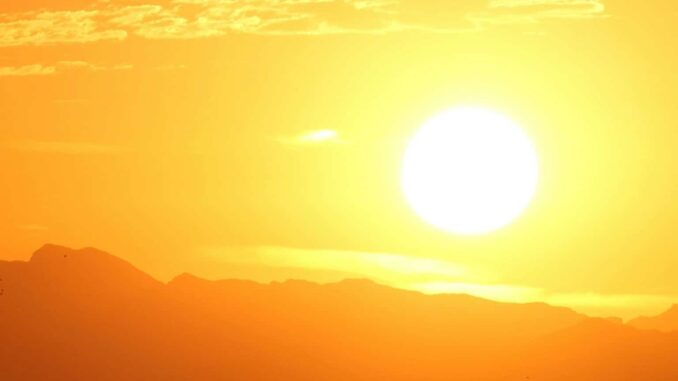 SMN prevé calor extremo y lluvias en 11 estados del país