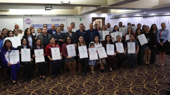 Entrega Secretaría de Turismo 80 reconocimientos a empresas de Ciudad Juárez