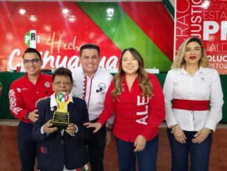 PRI reconoce a militantes con más de 55 años de trayectoria en su 97 aniversario