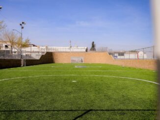 Entrega Marco Bonilla cancha de futbol rápido en “El Bule”