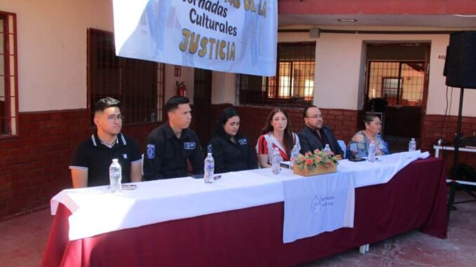 Participa Fiscalía de Distrito Zona Sur en jornada cultural “La Mente detrás de la Justicia”