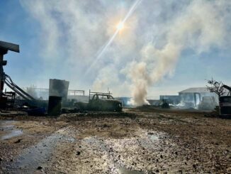 Reconoce Marco Bonilla labor de bomberos y corporaciones tras incendio en tarimera