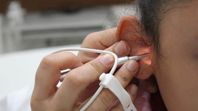 IMSS consolida programa para devolver la audición a niños, adolescentes y adultos