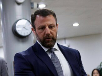 Senado confirma a Markwayne Mullin al frente de Seguridad Nacional de EE.UU.