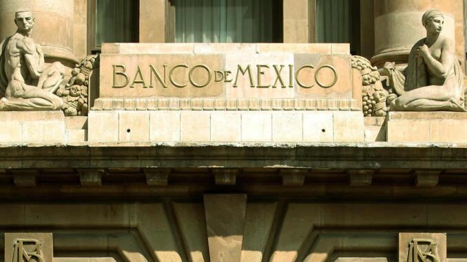 Analistas descartan recorte de Banco de México a tasa de interés y mueven previsión a mayo