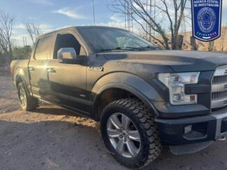 Aseguran en Meoqui, vehículo relacionado a carpeta de investigación en Distrito Noroeste