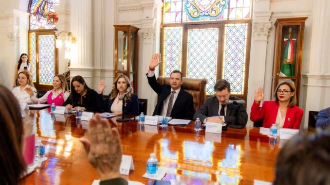 Aprueba Cabildo comisiones de premiación y convocatorias de reconocimientos municipales