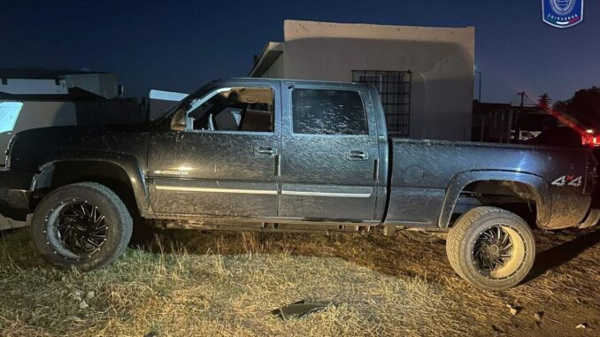 Asegura AEI pick up robada tras repeler agresión de sujetos armados en Anáhuac