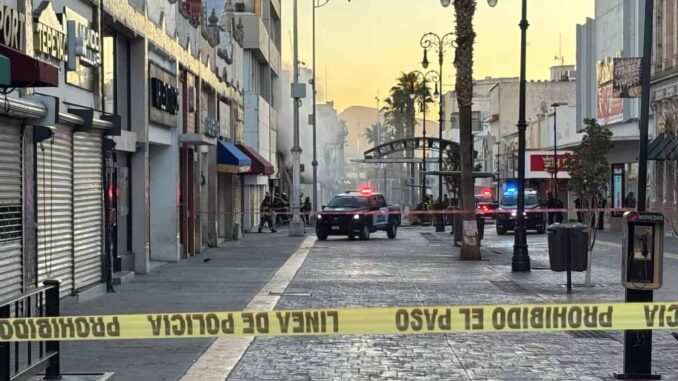 Se quema local de importaciones en la Liber y Tercera