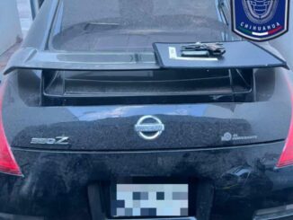 Asegura FGE vehículo, arma de fuego, droga y objetos de interés criminalístico tras cateo en Parral