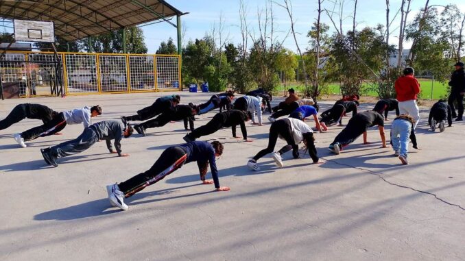 Impulsan talleres para prevenir adicciones y suicidio en jóvenes