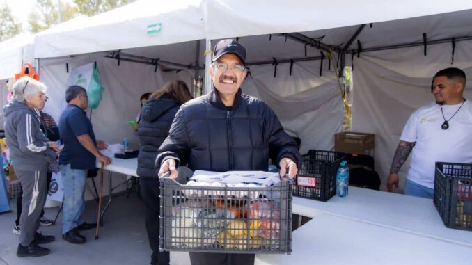 Fortalece Marco Bonilla economía de las familias de Los Frailes: llevan Mercadito Más Barato