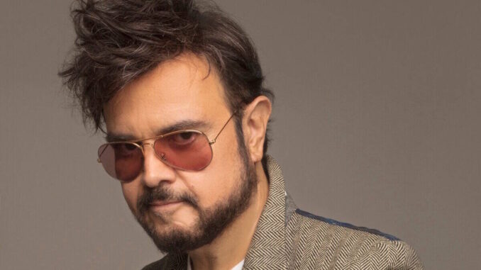 «Los últimos cinco años de mi carrera han sido muy problemáticos», reconoce Aleks Syntek