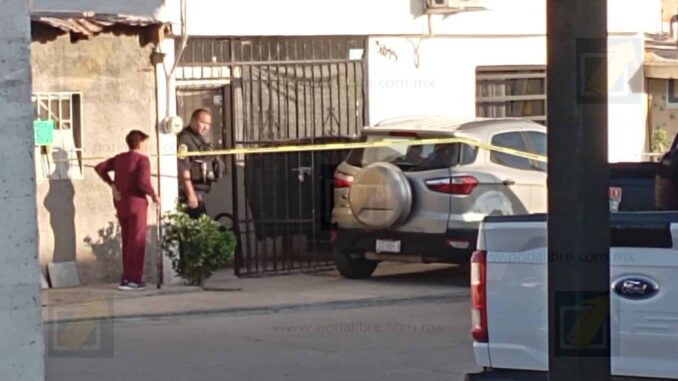 Hallan a hombre sin vida al interior de su vivienda en la colonia Campesina