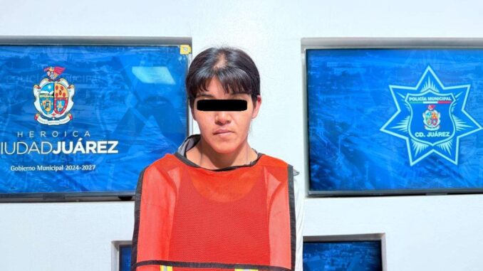 La detienen en posesión de cristal