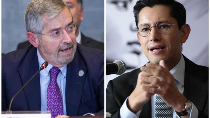 Juan Ramón de la Fuente deja la SRE; Roberto Velasco es el nuevo canciller