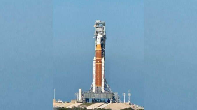 más de 50 años después, la humanidad se prepara para volver a la órbita lunar