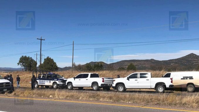 Hallan a pareja sin vida en carretera Chihuahua–Juárez