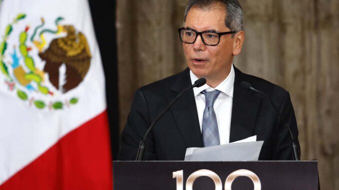 Hacienda mantiene previsión de crecimiento en 2026 entre 1.8% y 2.8% pese a guerra en Irán