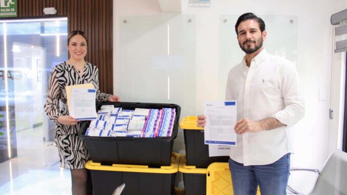 Gestiona Yesenia Reyes más de 1,300 cajas de medicamentos para el Distrito 01