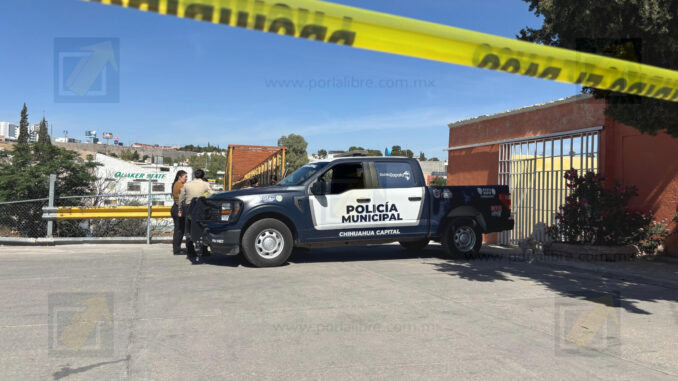 Aparece narcomanta en puente peatonal en la colonia Campesina